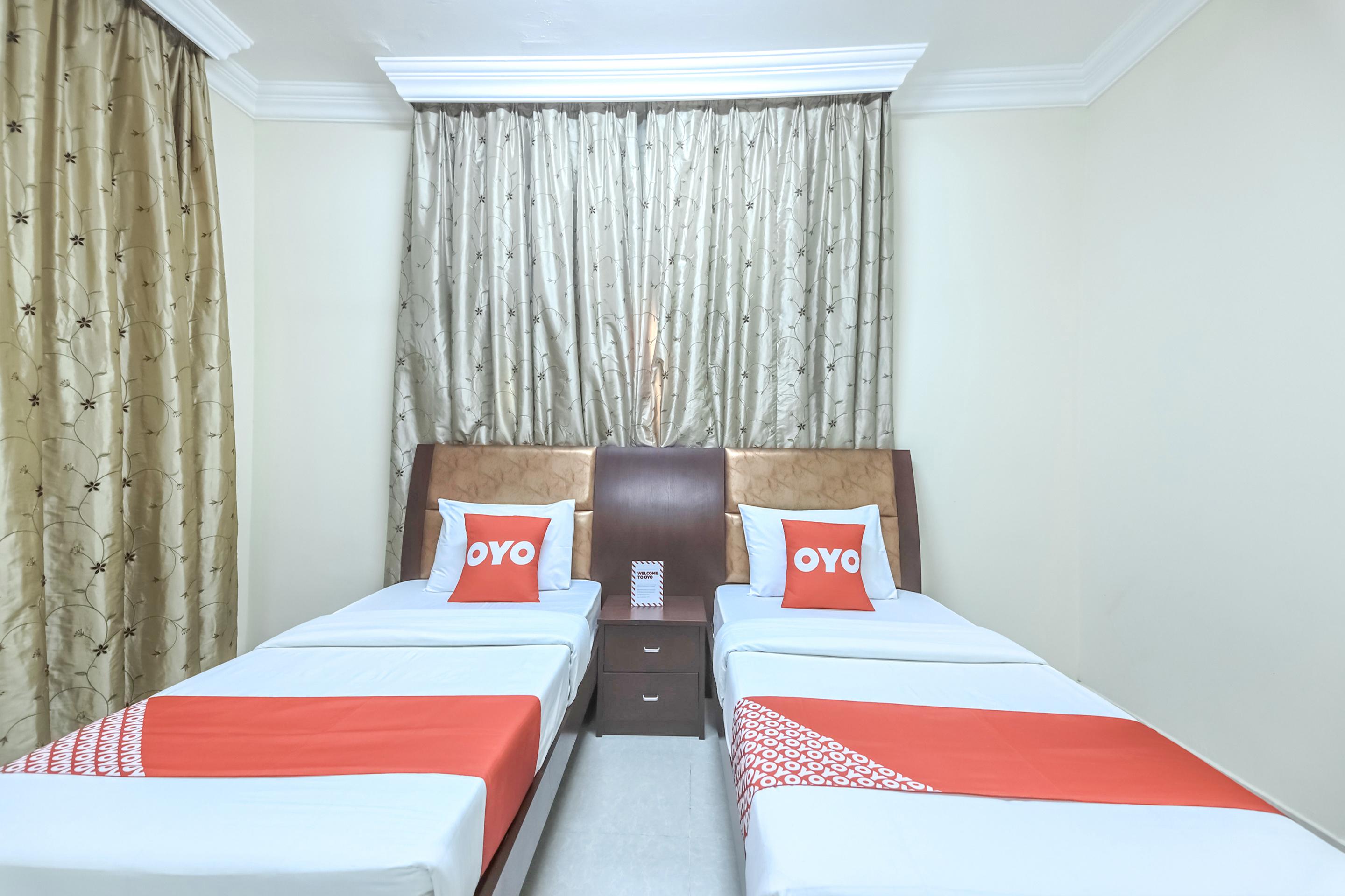 Super Oyo 111 Al Thabit Hotel Sur Esterno foto